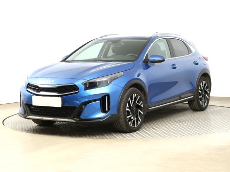 Kia XCeed, 2024 - pohled č. 3
