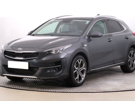 Kia XCeed, 2020 - pohled č. 3