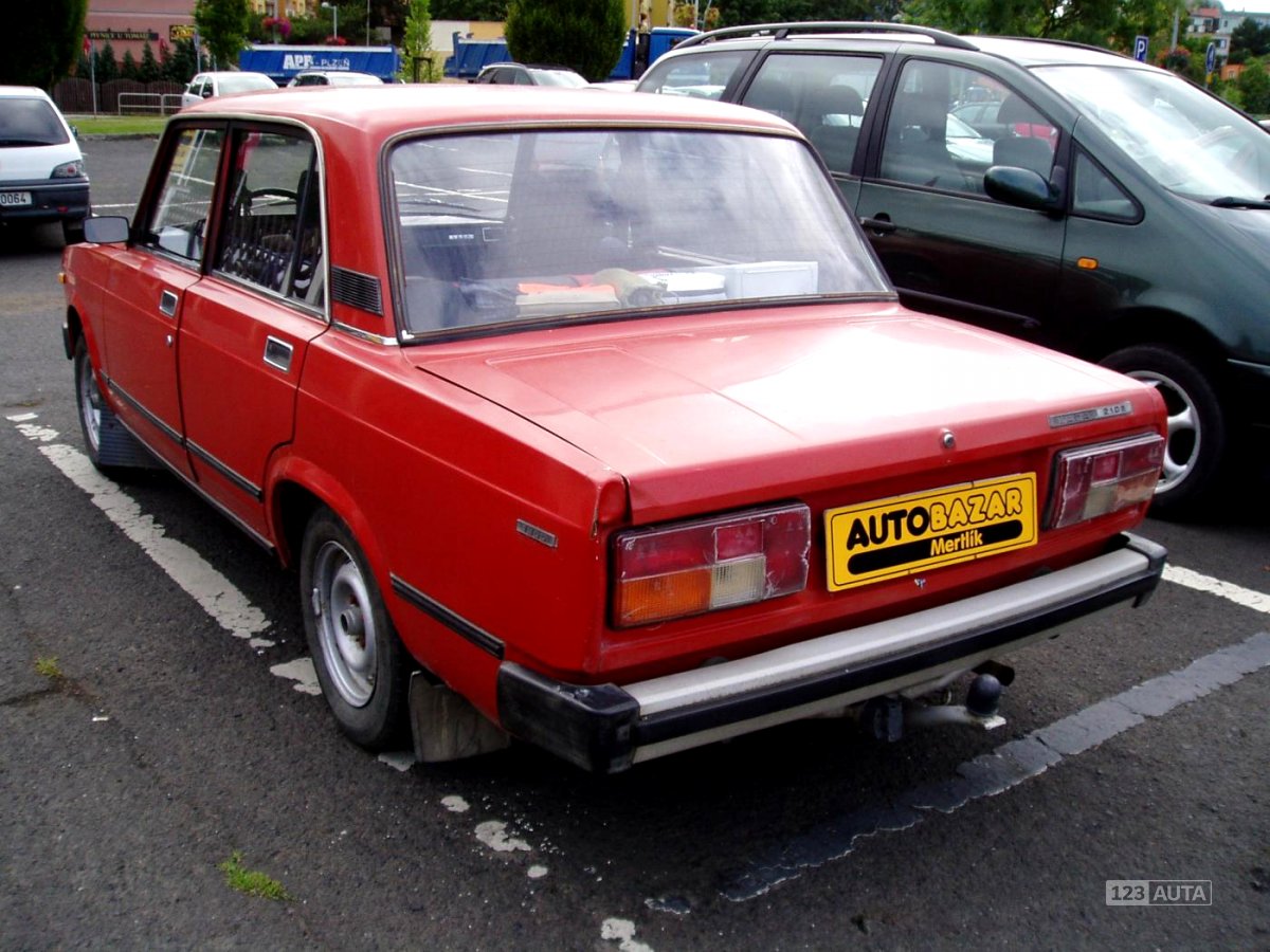 Lada 2105, 1986 - pohled č. 2