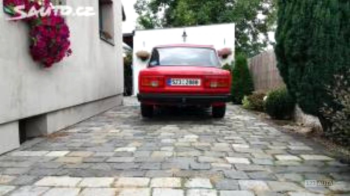 Lada 2105, 1985 - pohled č. 2