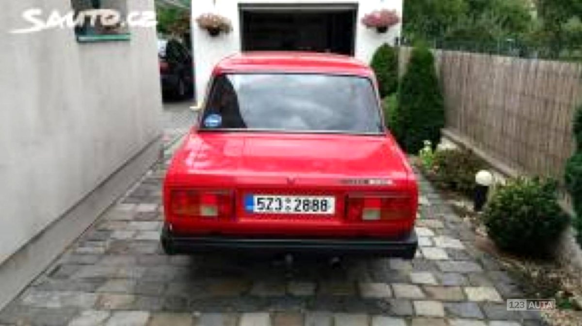 Lada 2105, 1985 - pohled č. 3