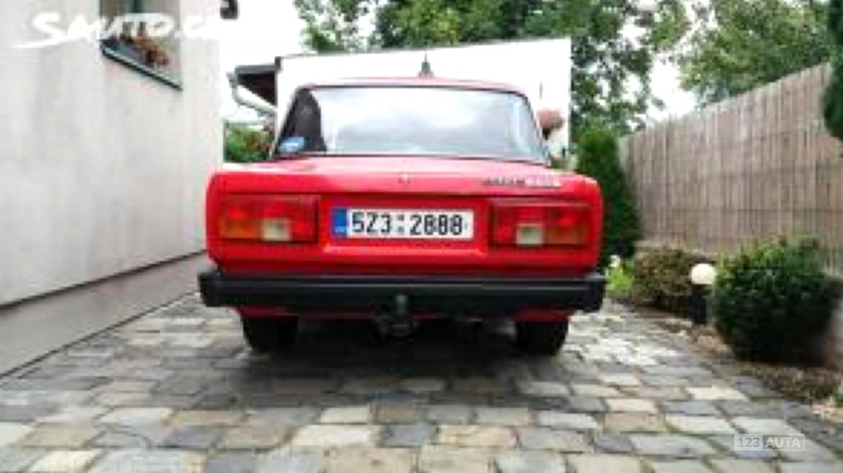 Lada 2105, 1985 - pohled č. 4