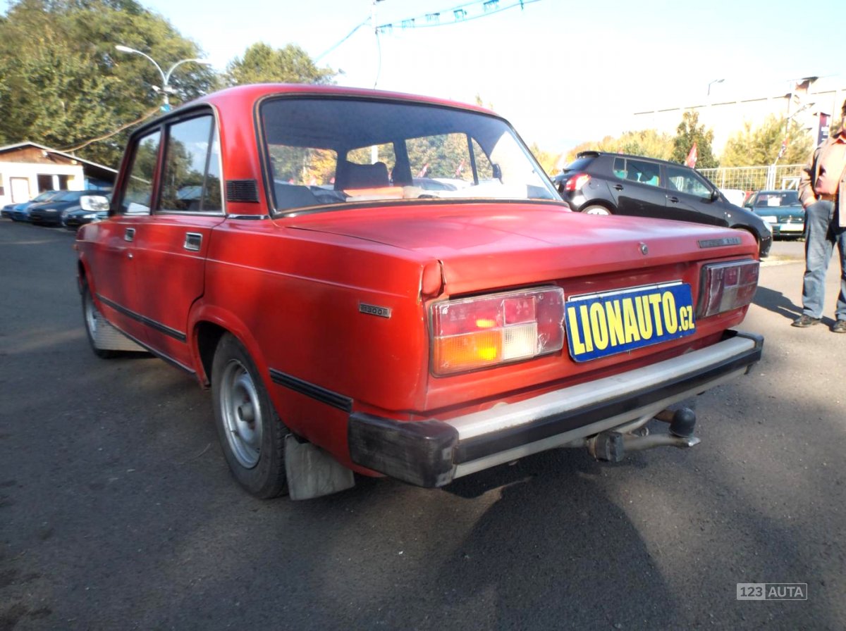 Lada 2105, 1987 - pohled č. 7