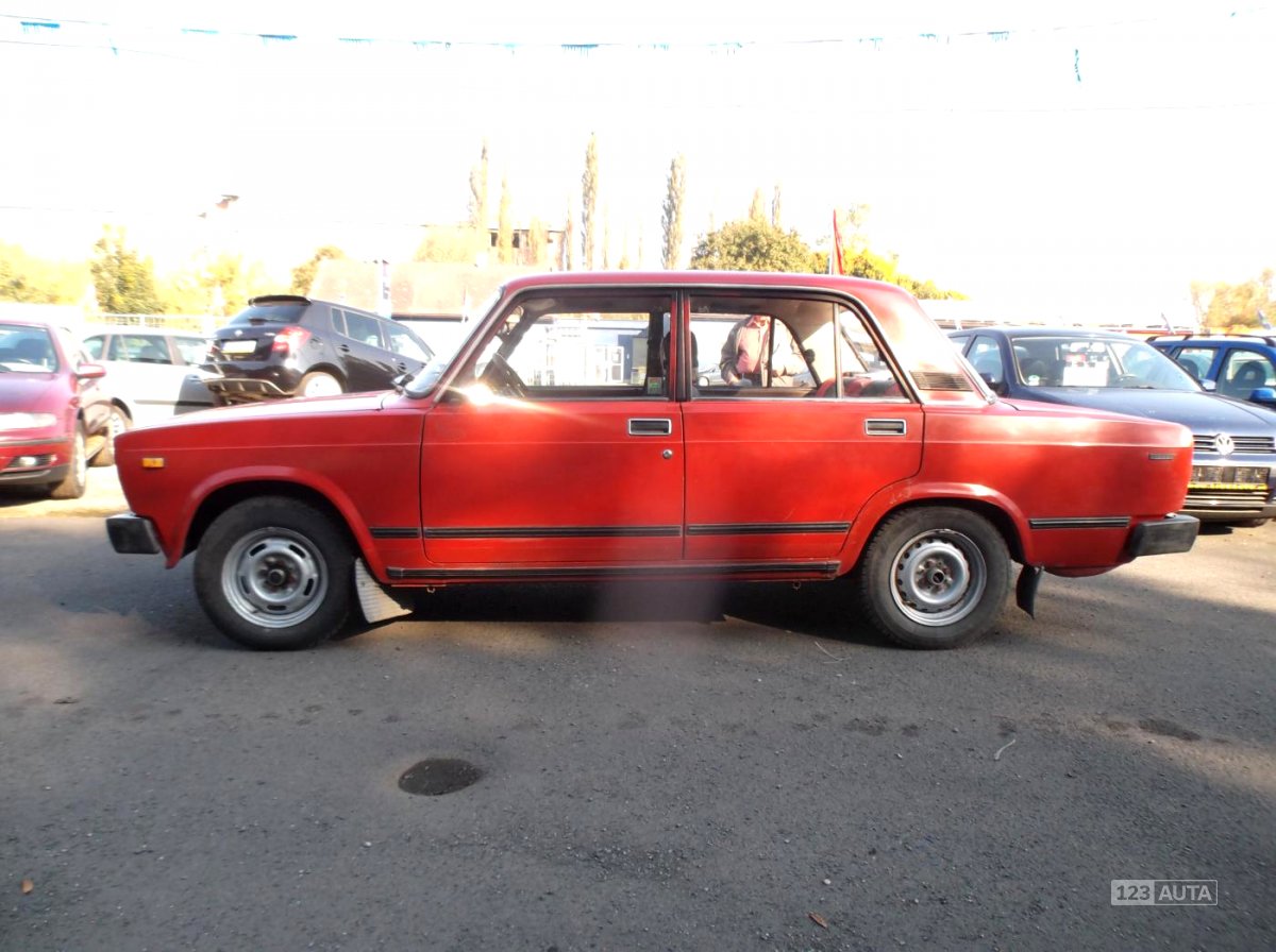Lada 2105, 1987 - pohled č. 8