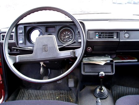 Lada 2105, 1986 - pohled č. 8