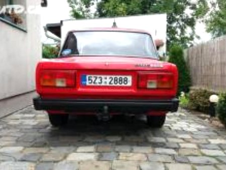 Lada 2105, 1985 - pohled č. 4