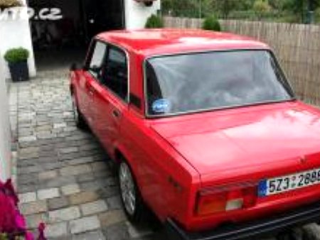 Lada 2105, 1985 - pohled č. 5