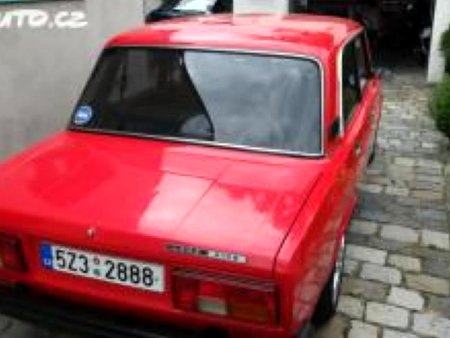 Lada 2105, 1985 - pohled č. 6