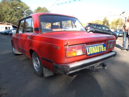 Lada 2105, 1987 - pohled č. 7