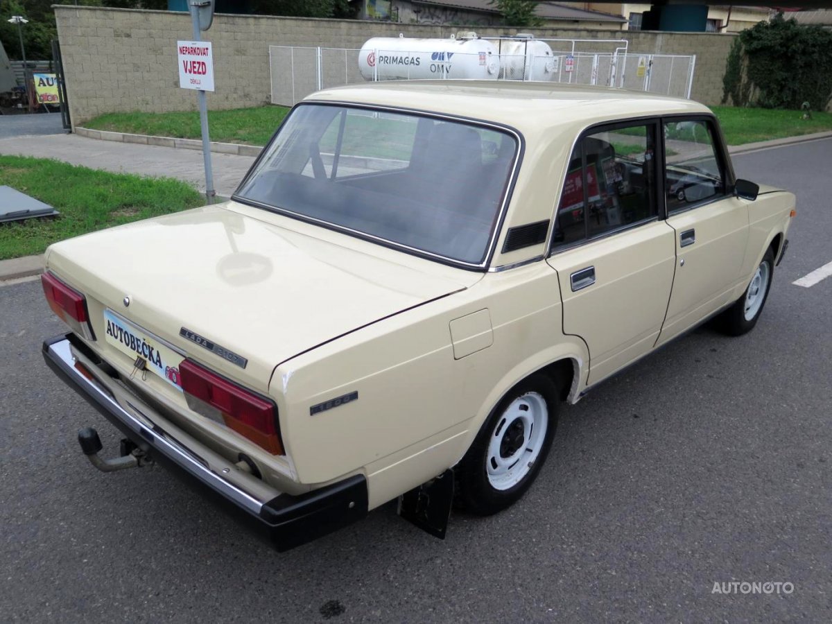 Lada 2107, 1986 - pohled č. 7