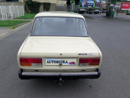 Lada 2107, 1986 - pohled č. 6