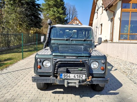 Land Rover Defender 110 2,5 Tdi 83 kW