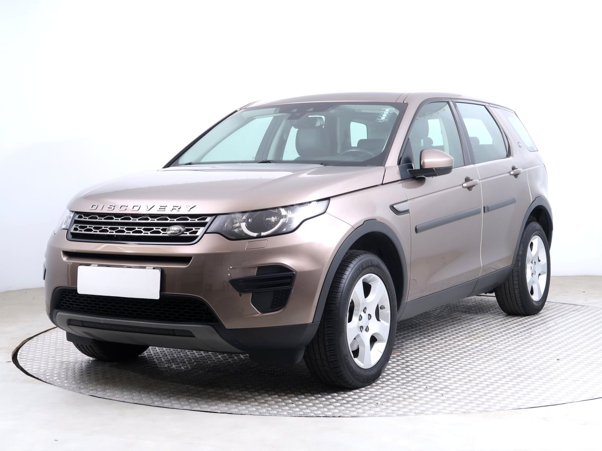 Land Rover Discovery Sport, 2016 - pohled č. 3