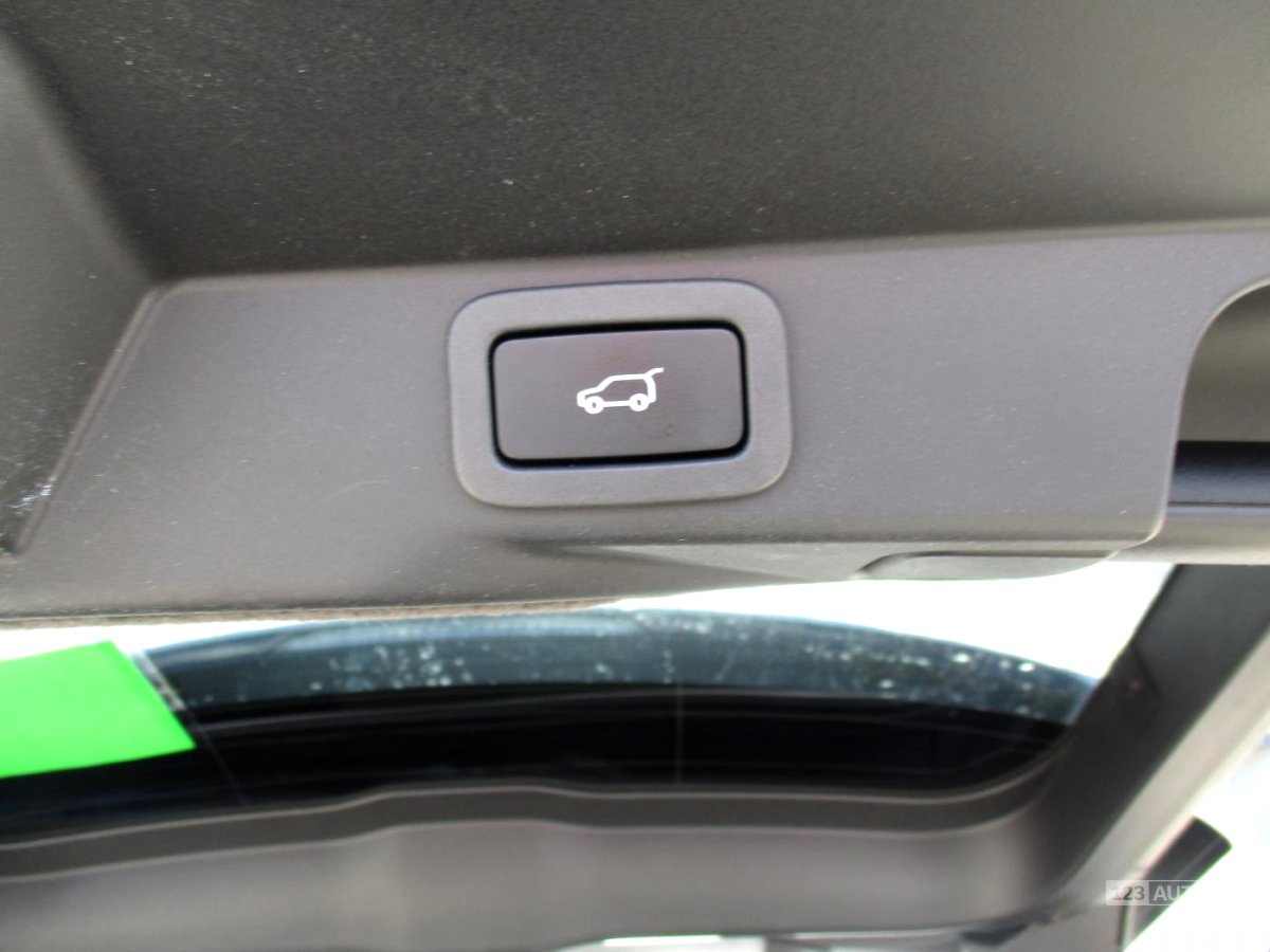 Land Rover Range Rover Sport, 2015 - pohled č. 8