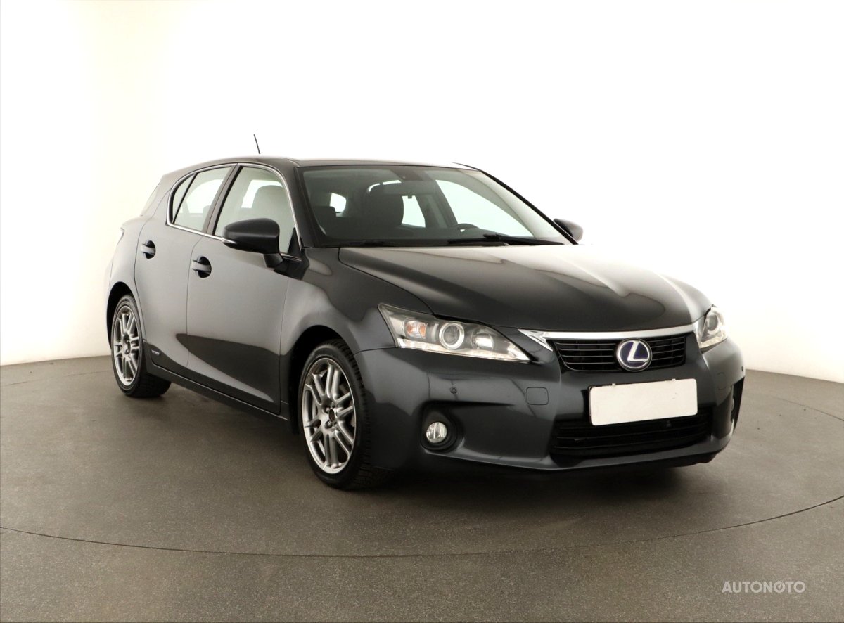Lexus CT, 2012 - celkový pohled