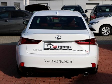 Lexus IS 200, 2015 - pohled č. 6