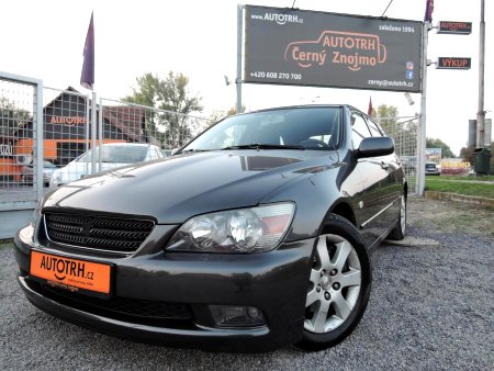 Lexus IS 200, 2004