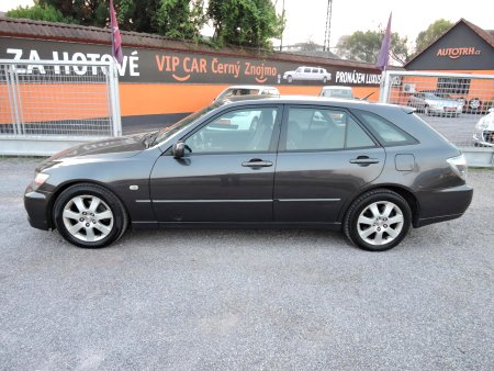 Lexus IS 200, 2004 - pohled č. 4