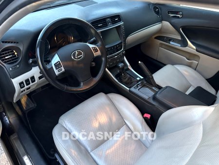 Lexus IS 200, 2010 - pohled č. 3