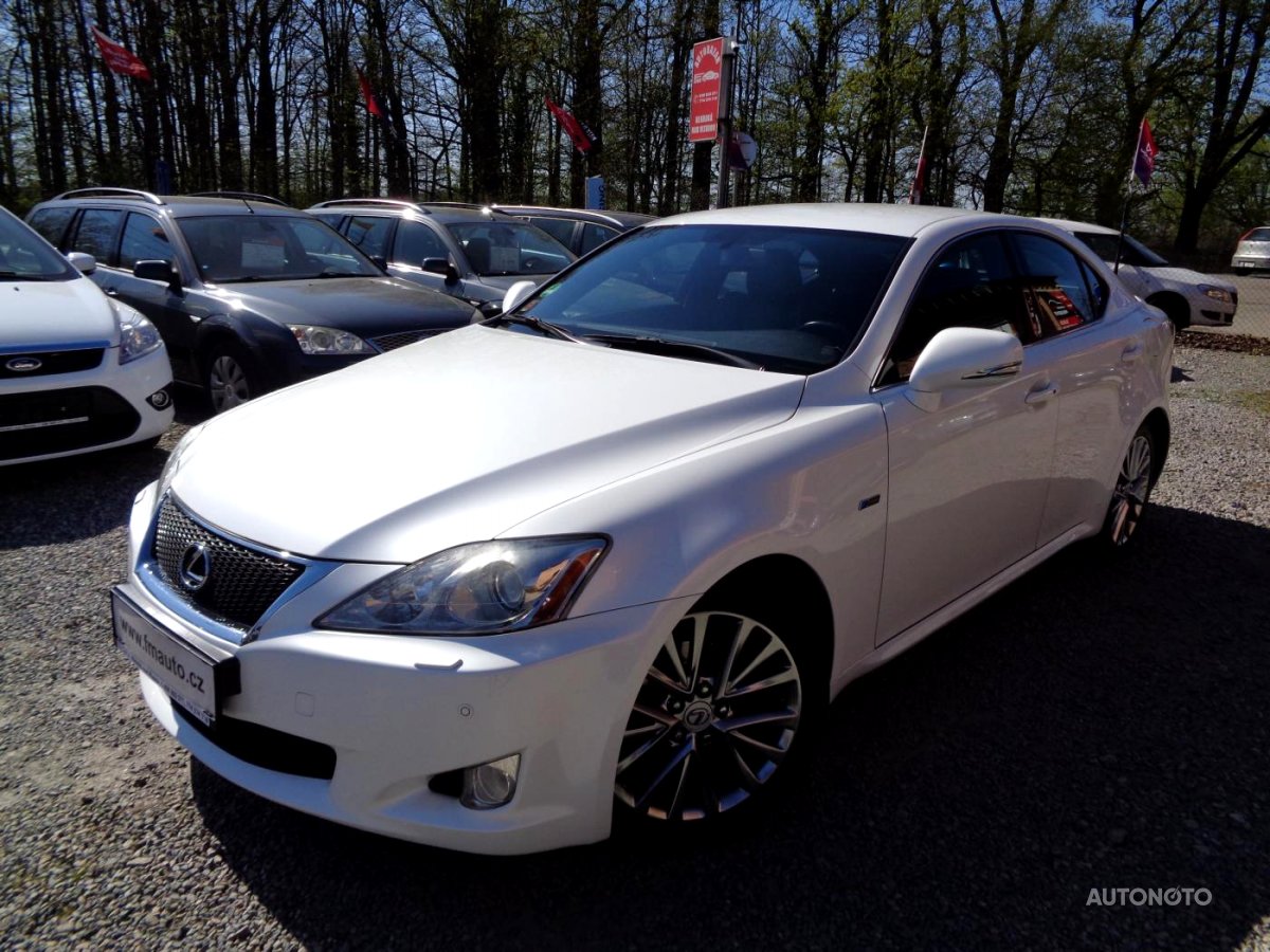 Lexus IS 250, 2010 - pohled č. 2