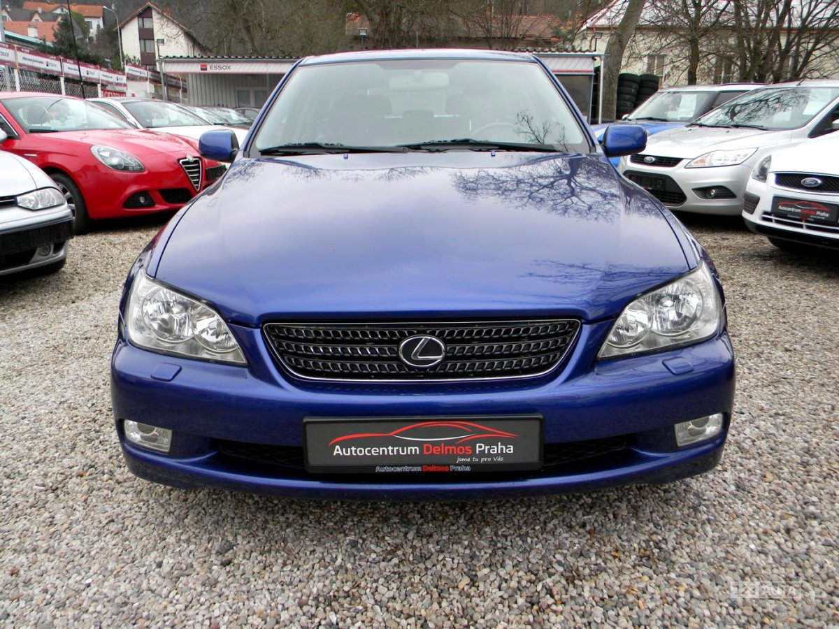 Lexus IS 300, 2002 - pohled č. 4