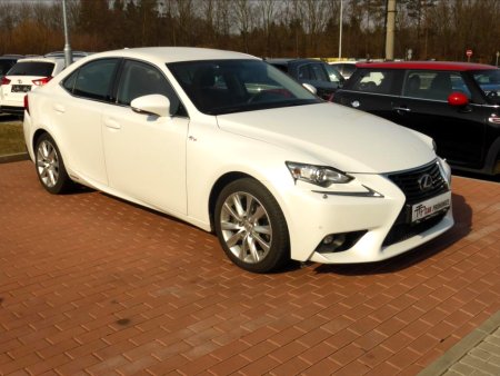 Lexus IS 300, 2015