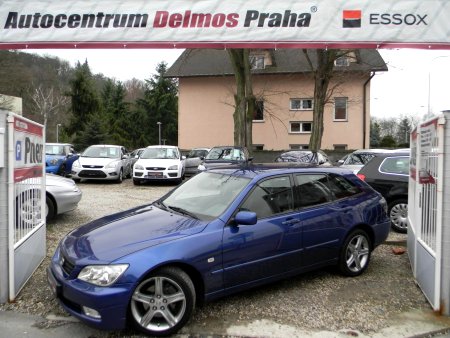 Lexus IS 300, 2002
