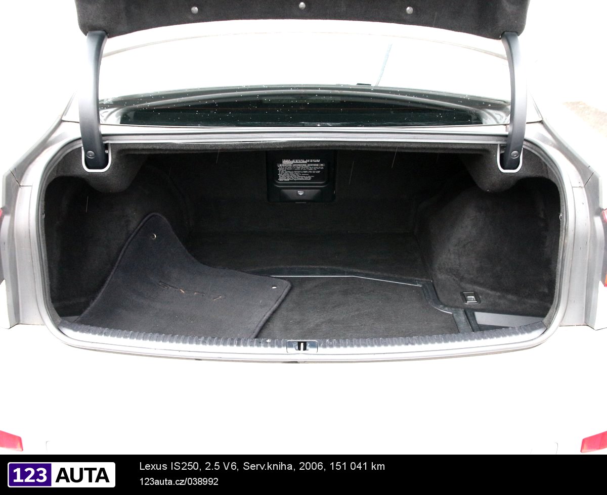 Lexus IS250, 2006 - pohled č. 10