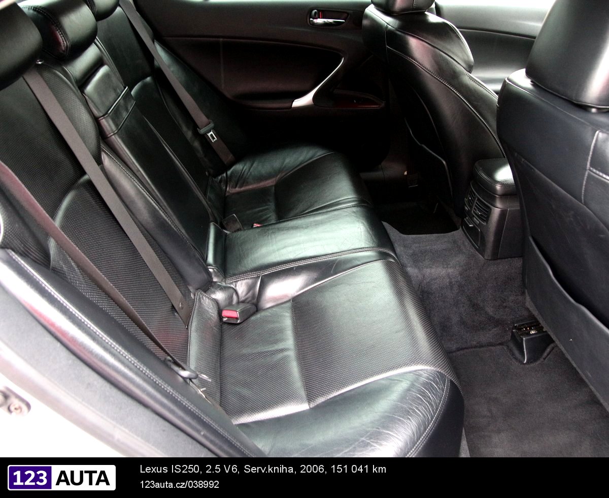 Lexus IS250, 2006 - pohled č. 17