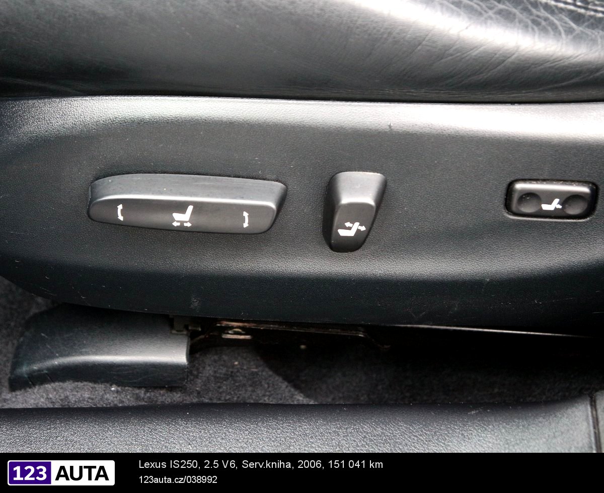 Lexus IS250, 2006 - pohled č. 21