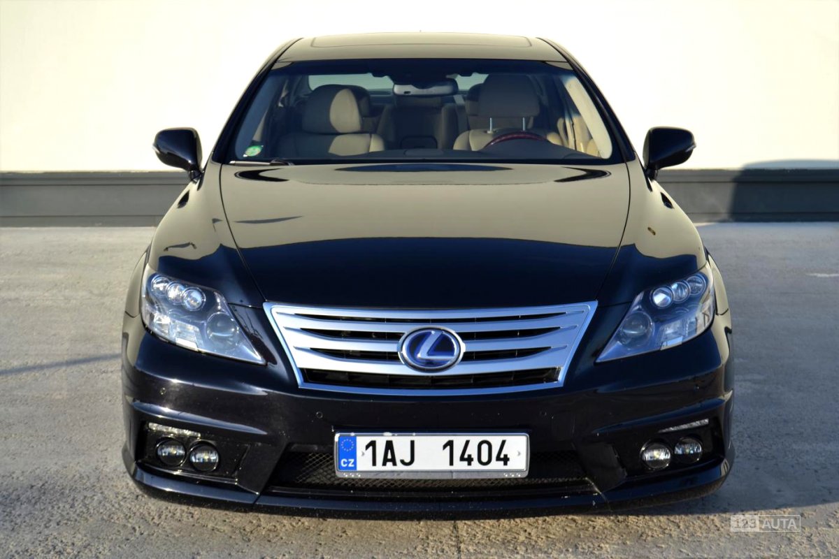 Lexus LS 600, 2008 - pohled č. 2