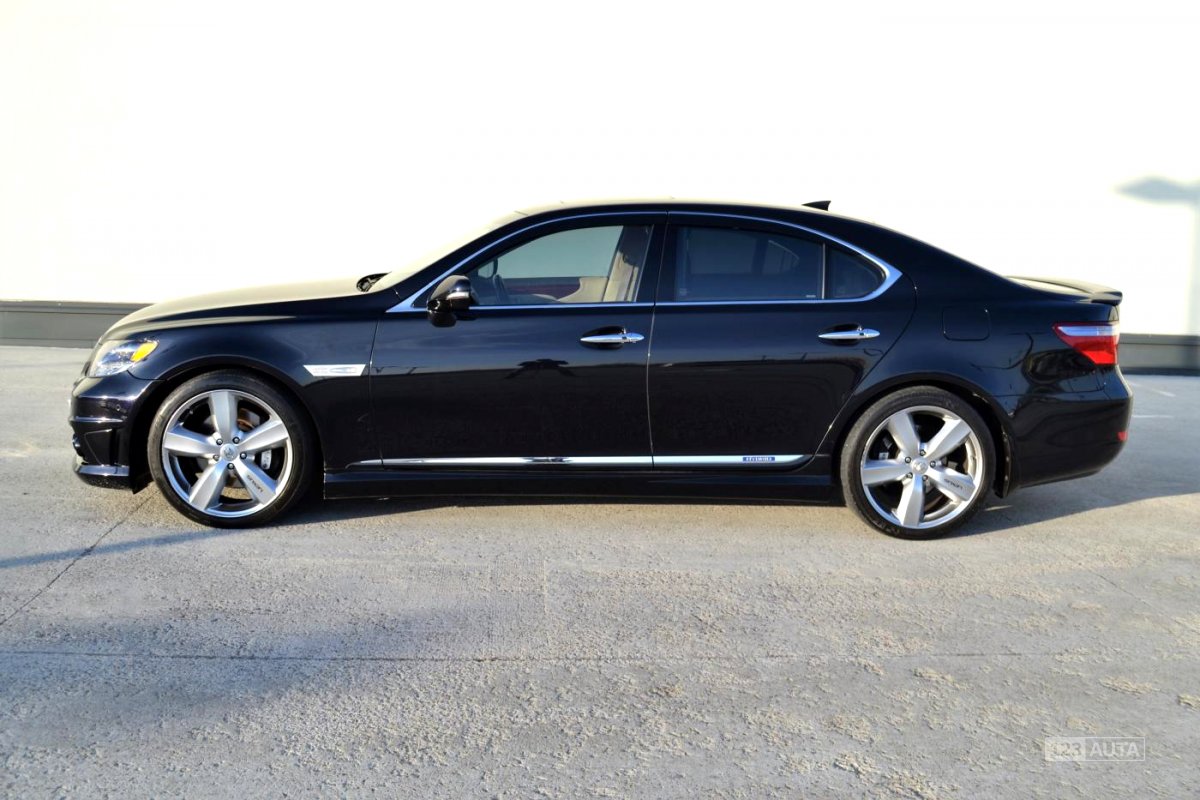 Lexus LS 600, 2008 - pohled č. 4