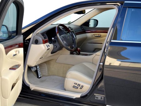 Lexus LS 600, 2008 - pohled č. 9