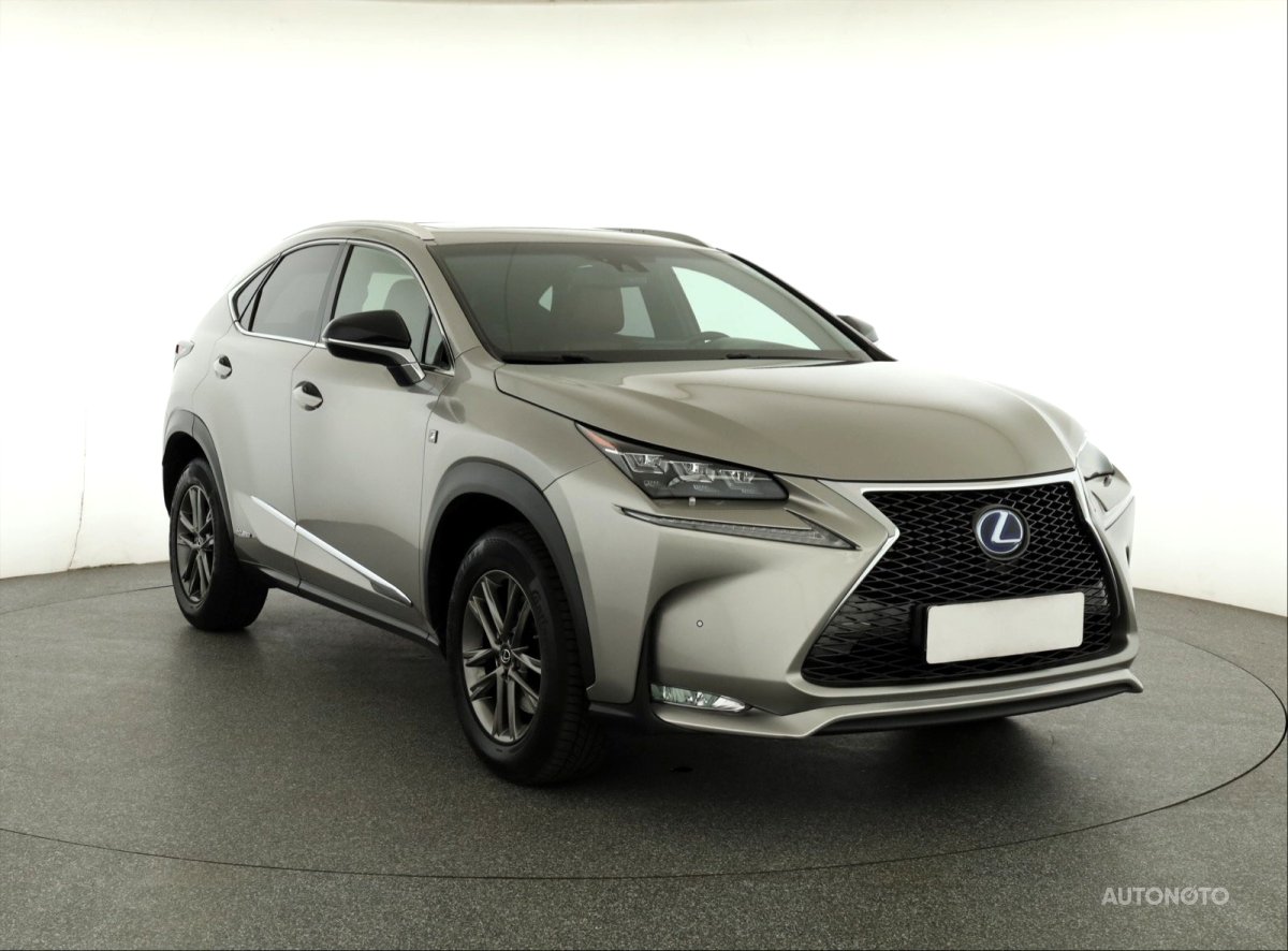 Lexus NX, 2015 - pohled č. 1