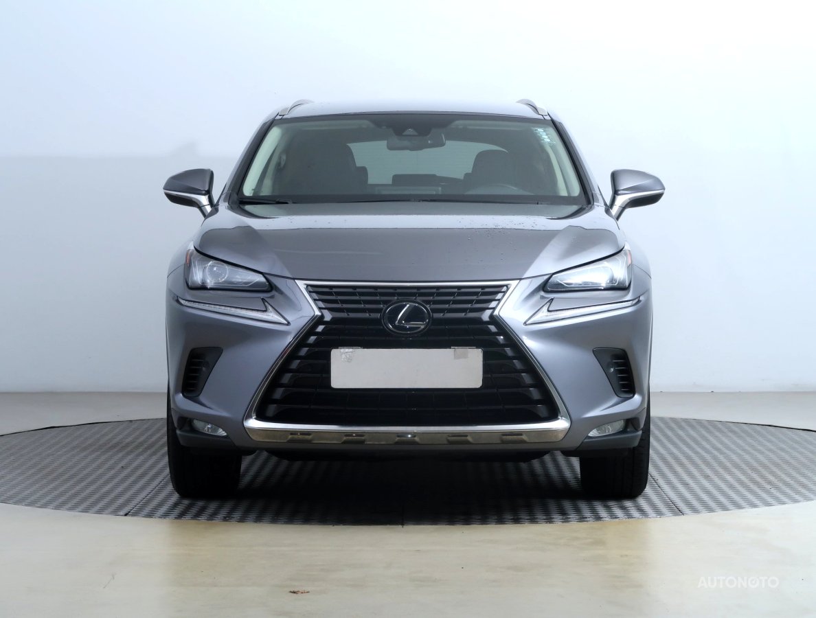 Lexus NX, 2020 - pohled č. 2