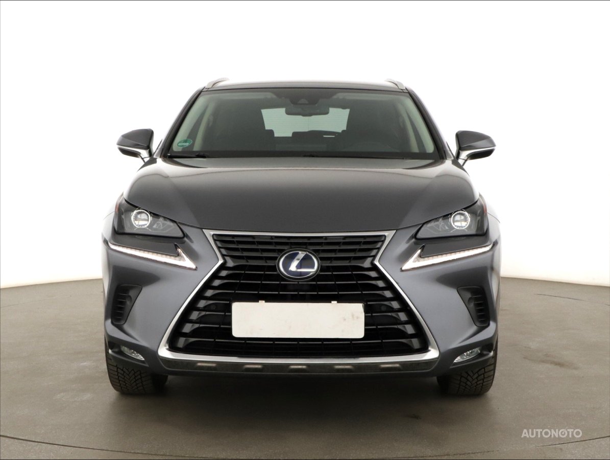 Lexus NX, 2020 - pohled č. 2