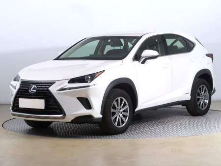 Lexus NX, 2018 - pohled č. 3