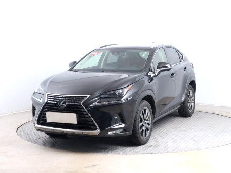 Lexus NX, 2020 - pohled č. 3