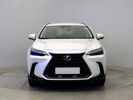 Lexus NX, 2023 - pohled č. 2