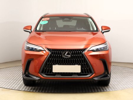 Lexus NX, 2023 - pohled č. 2