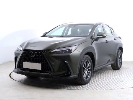 Lexus NX, 2024 - pohled č. 3