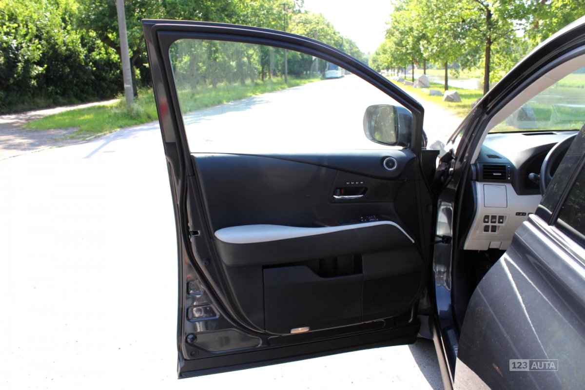 Lexus RX 450h, 2010 - pohled č. 9