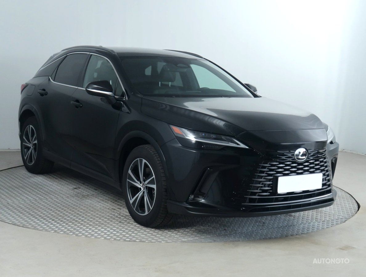 Lexus RX, 2024 - celkový pohled
