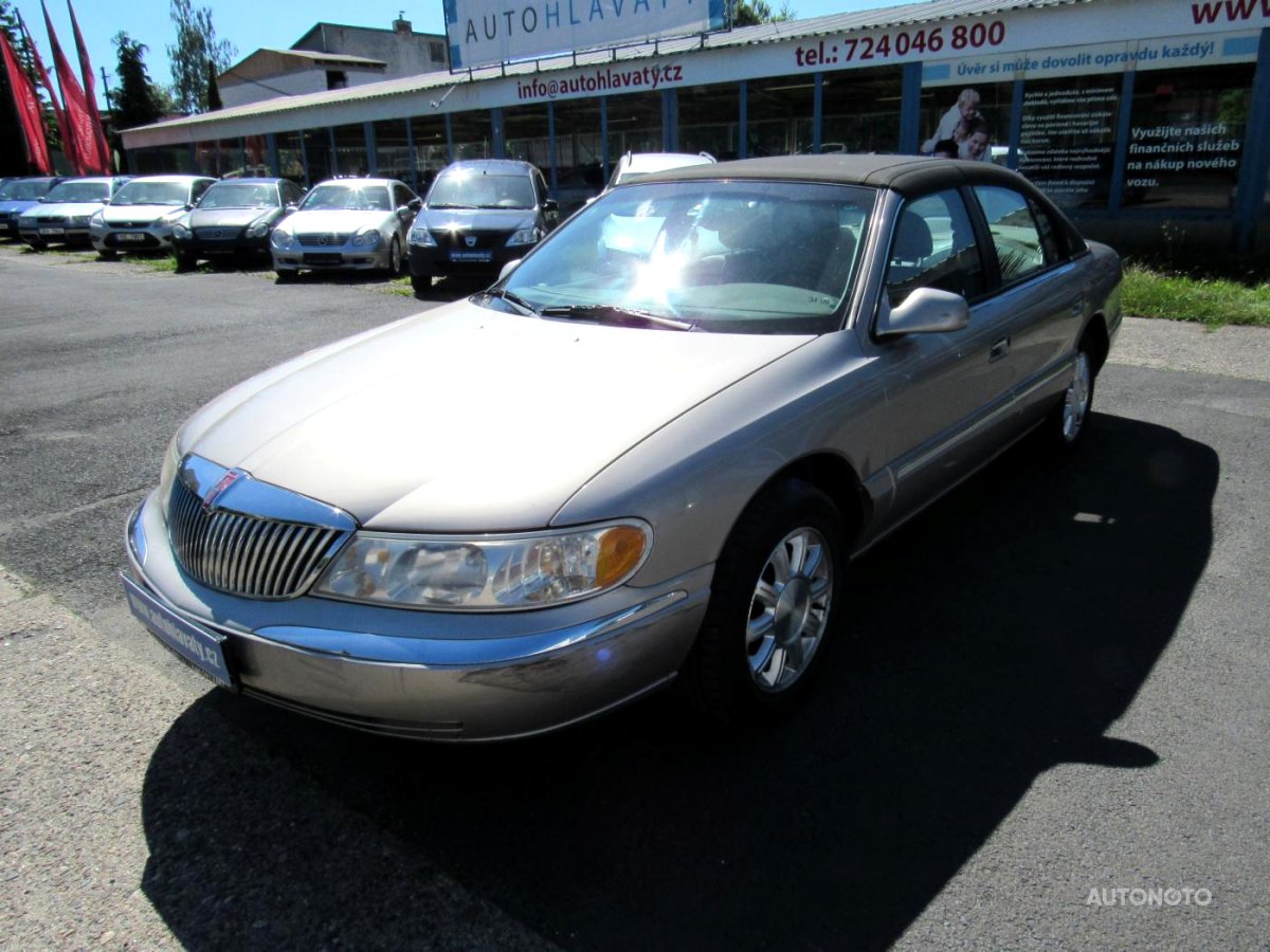Lincoln Continental, 1999 - celkový pohled