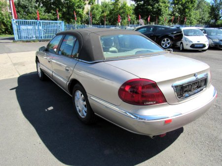 Lincoln Continental, 1999 - pohled č. 4