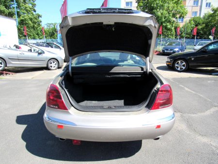 Lincoln Continental, 1999 - pohled č. 9