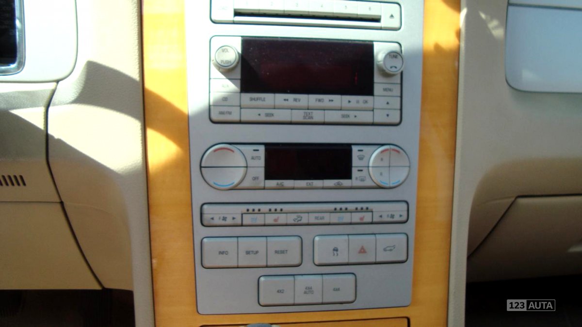 Lincoln Navigator, 2009 - pohled č. 10