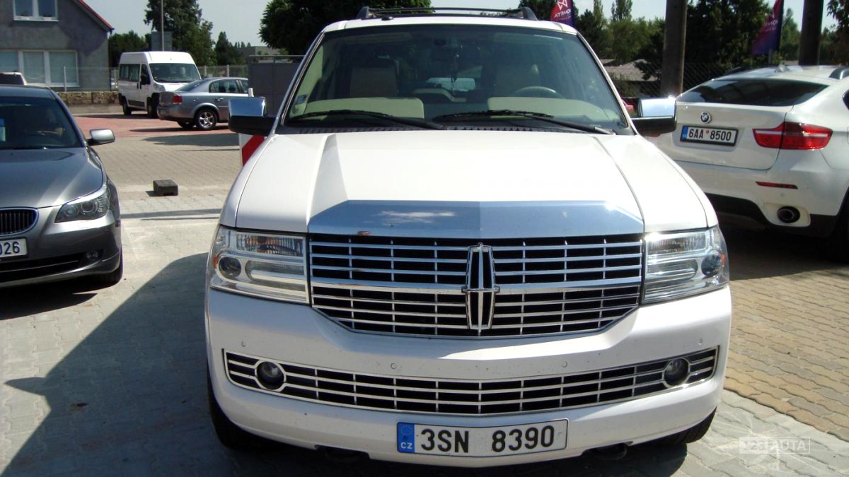 Lincoln Navigator, 2009 - pohled č. 2