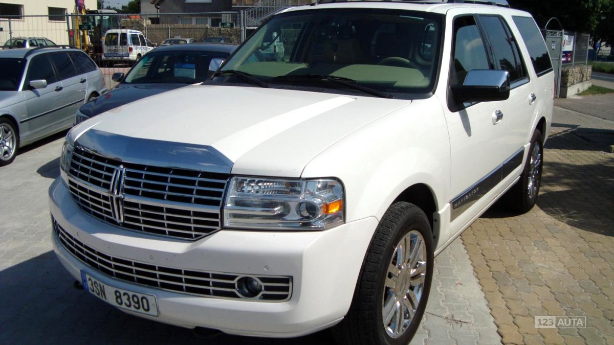 Lincoln Navigator, 2009 - pohled č. 3