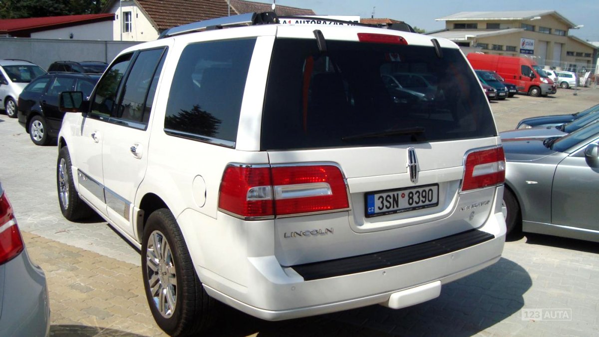 Lincoln Navigator, 2009 - pohled č. 5